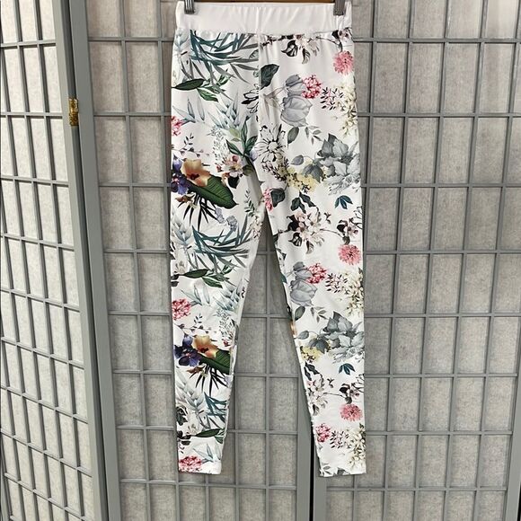 Forever 21 Floral Women’s Leggings, Size Small - Picture 1 of 6